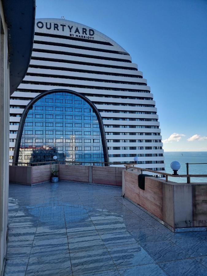 Darianna Batumi Hotel Esterno foto